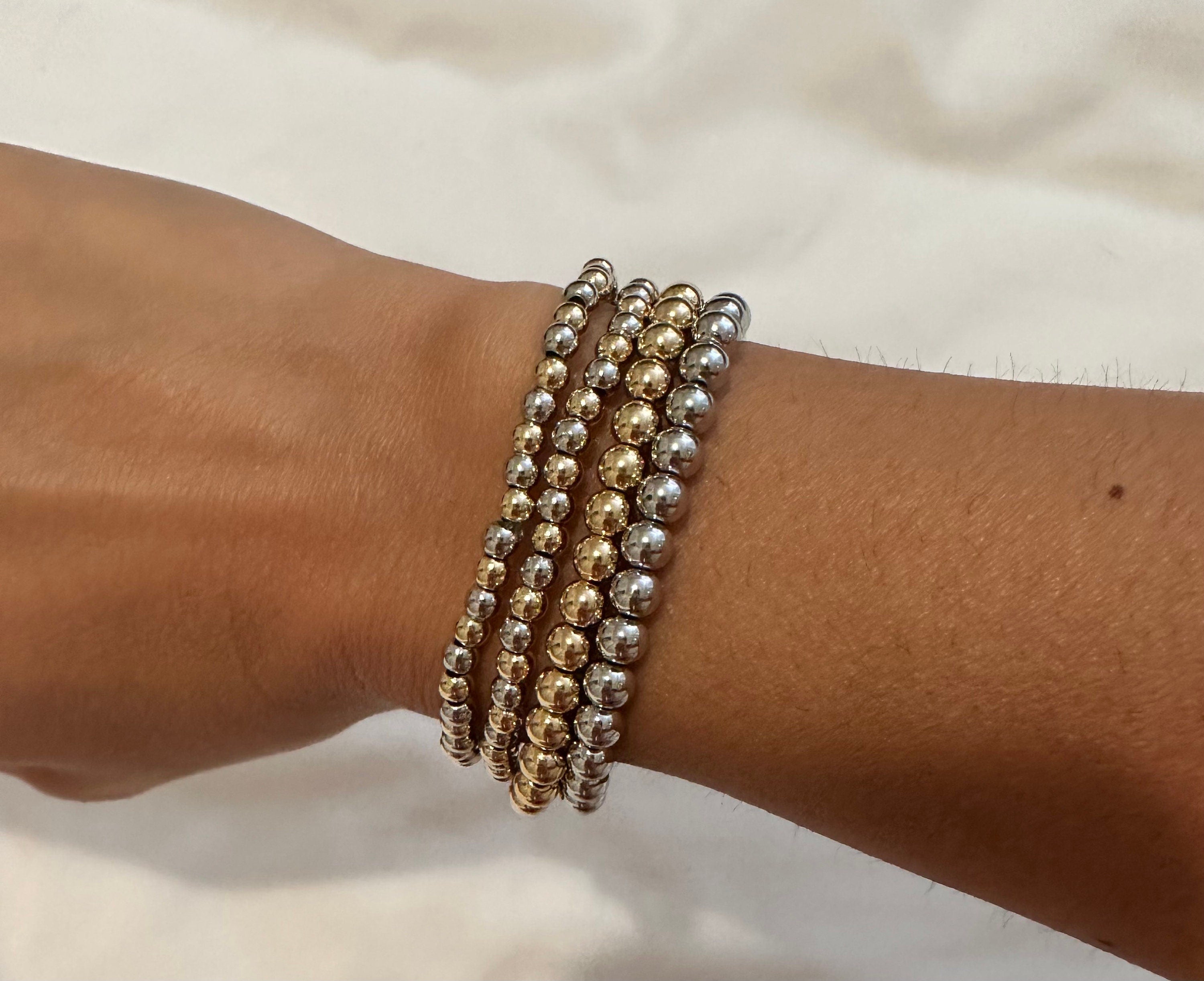18k gold filled medium beaded Bracelet, Dainty Bracelet