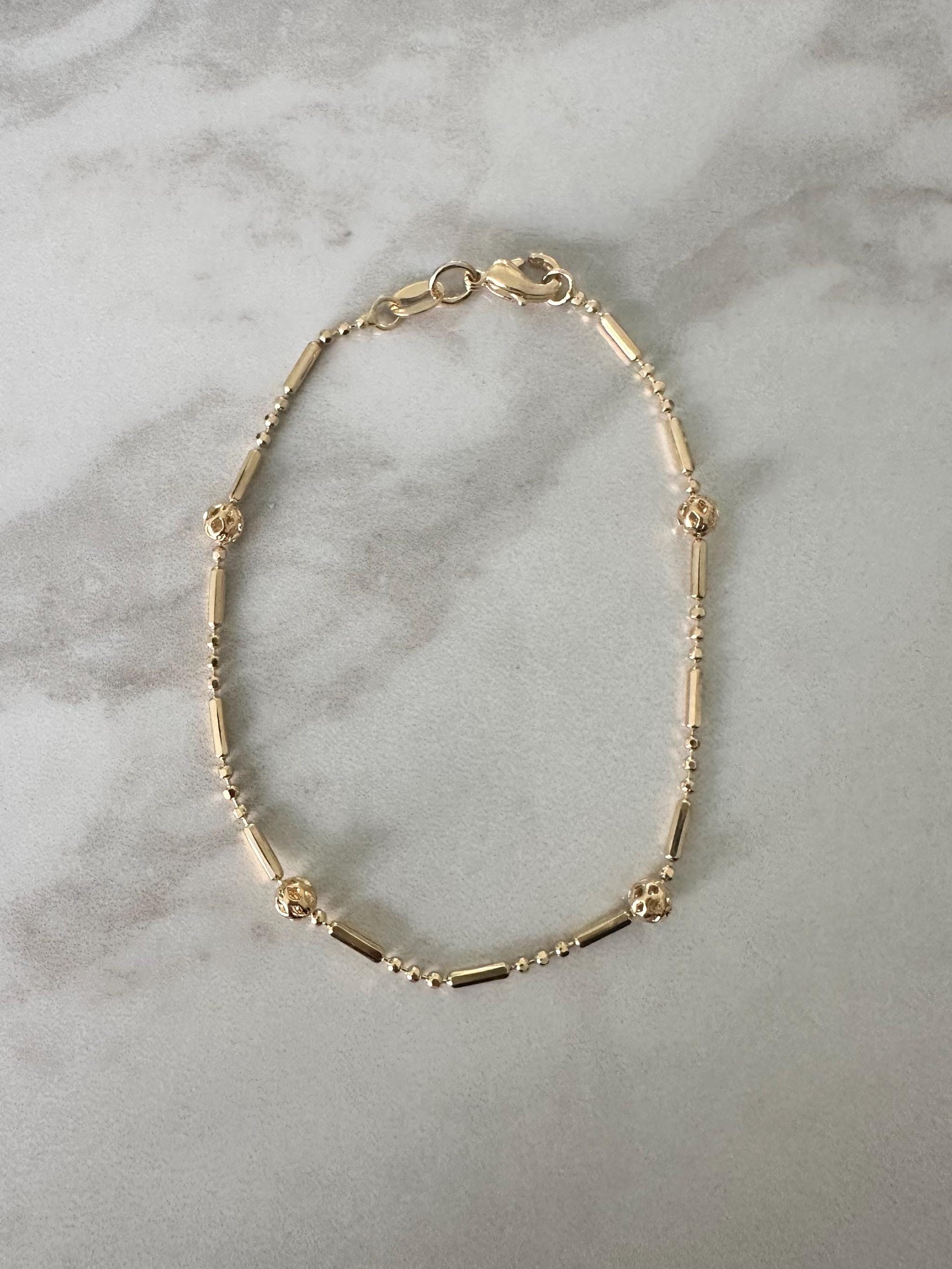 Gold Ball and Bar Chain Bracelet